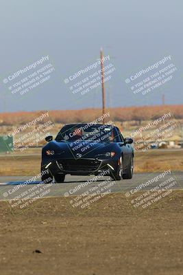 media/Dec-09-2022-Turn8 Trackdays (Fri) [[a82f2e2fc7]]/Yellow Group/Session 1 (Sweeper)/